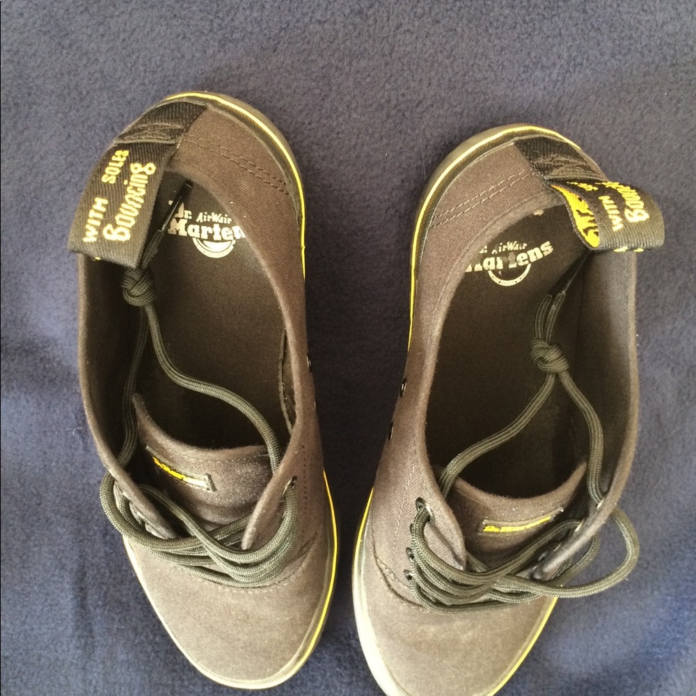 Pre❤️ Dr.Martens Black canvass shoe